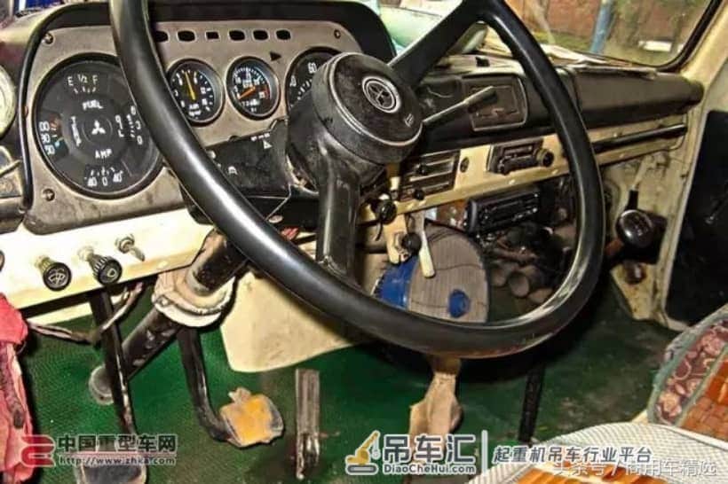 经典日系长头重卡 上世纪80年代三菱扶桑NP系列长头多田野吊车