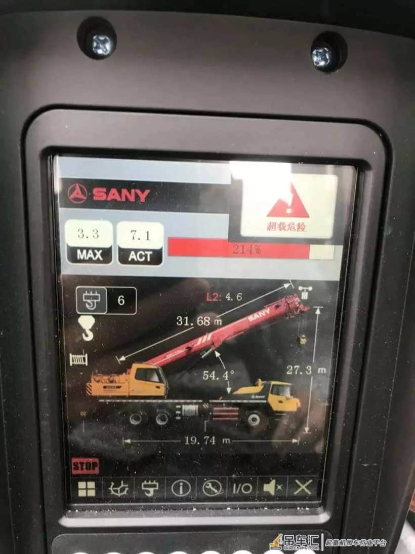新款25t吊车充当50t，没想到竟干了75吨的活！