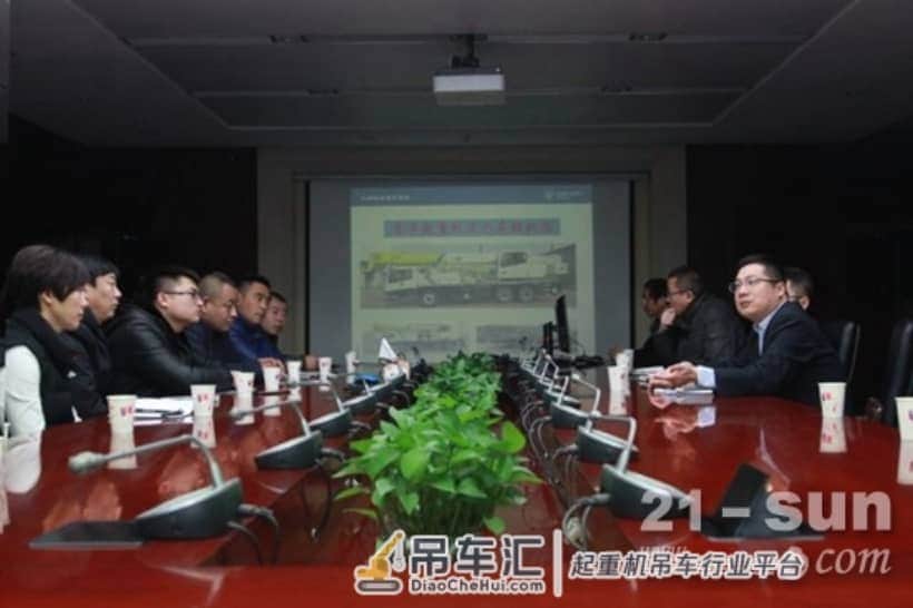 吉林省起重机行业标杆客户参观雷萨重机