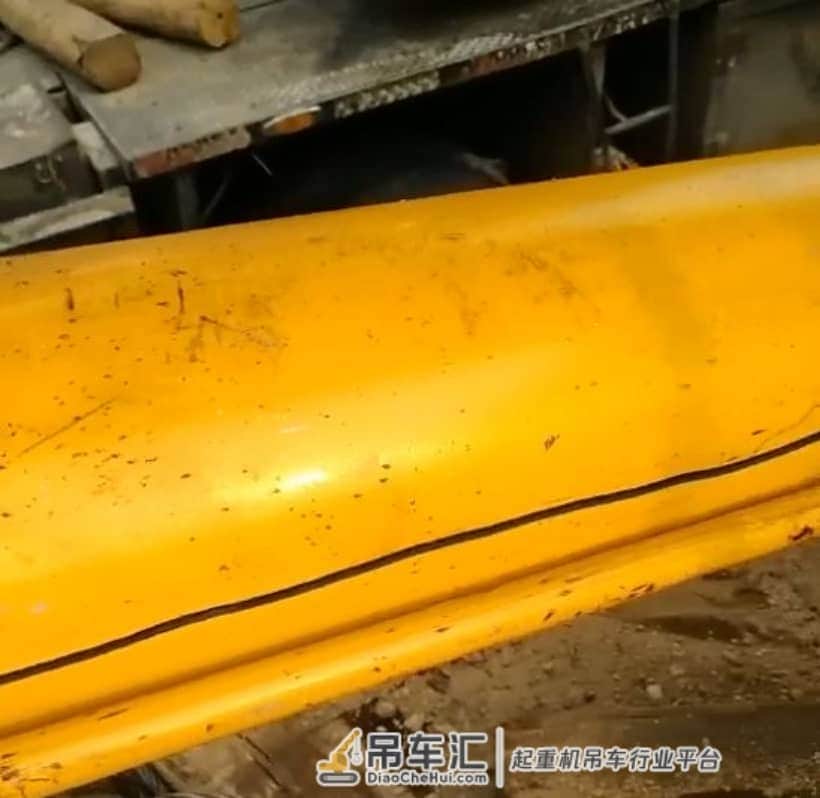 刚起臂，油缸爆了？！