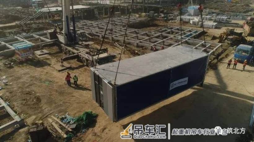 雄安市民服务中心项目模块化房屋完成首吊