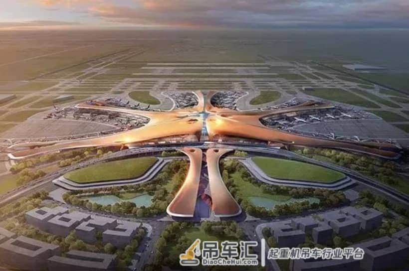 震撼!200台徐工起重机包场北京大兴国际机场!