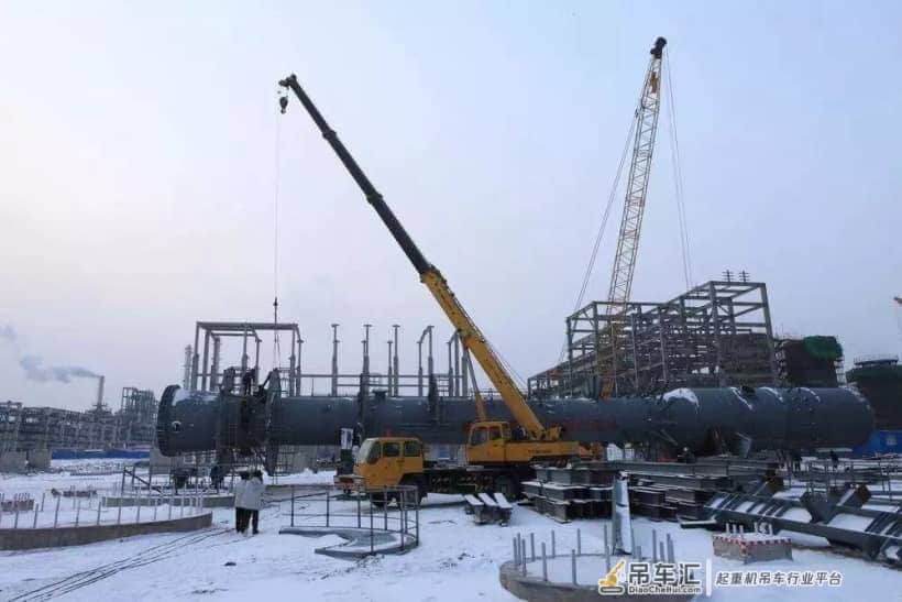 全国大范围雨雪+冰冻,吊车司机冰雪天行车必须注意的5件事