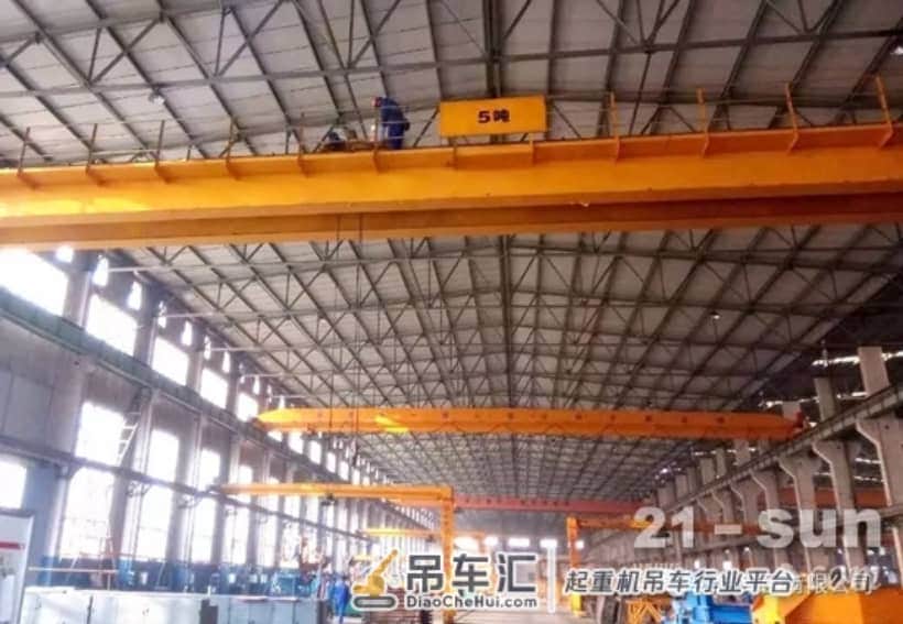 方圆集团起重机械有限公司对设备进行全面检修保养