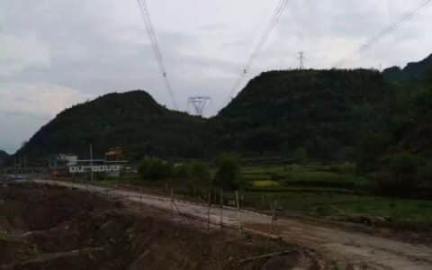 选这地方让我吊，你们这是想谋害朕！