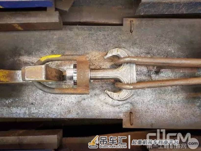 世界上首个3D打印海上起重机吊钩问世并成功通过测试