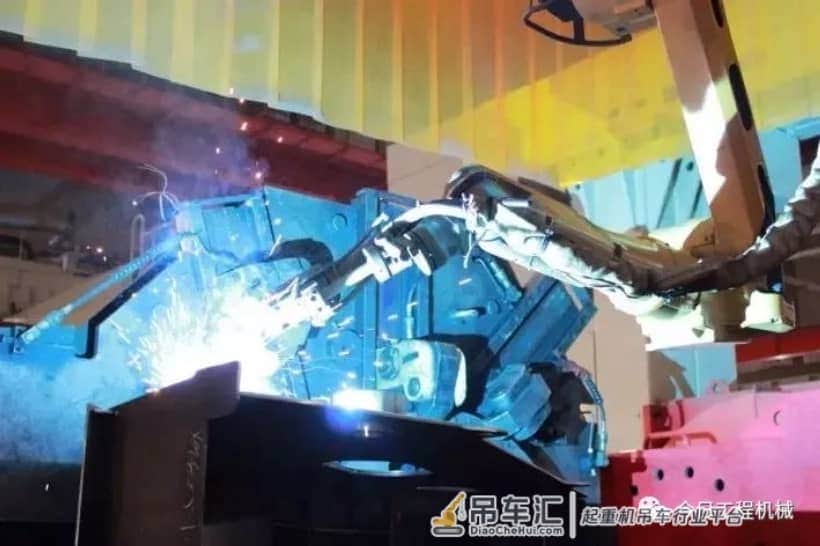 「动态」“临工重机”高空作业平台的新旧动能转换之道;徐工建成全球首条起重机转台智能生产线