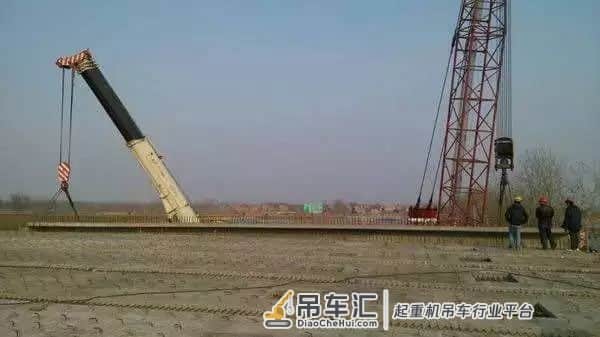 吊车开久了，整天被人误解…