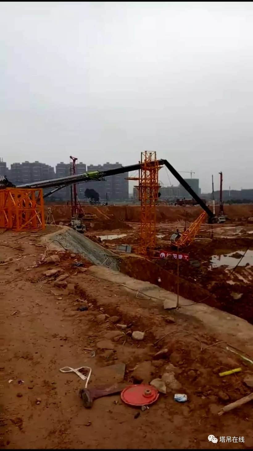 突发、2018年1月1日长沙一在建工地安装塔吊时吊车发生倾翻事故