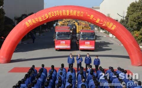 100台设备走向海外，徐工履带起重机“一带一路”担大任