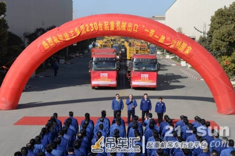 100台设备走向海外，徐工履带起重机“一带一路”担大任