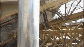 又一塔吊倒塌,3名工友再也无法回家……