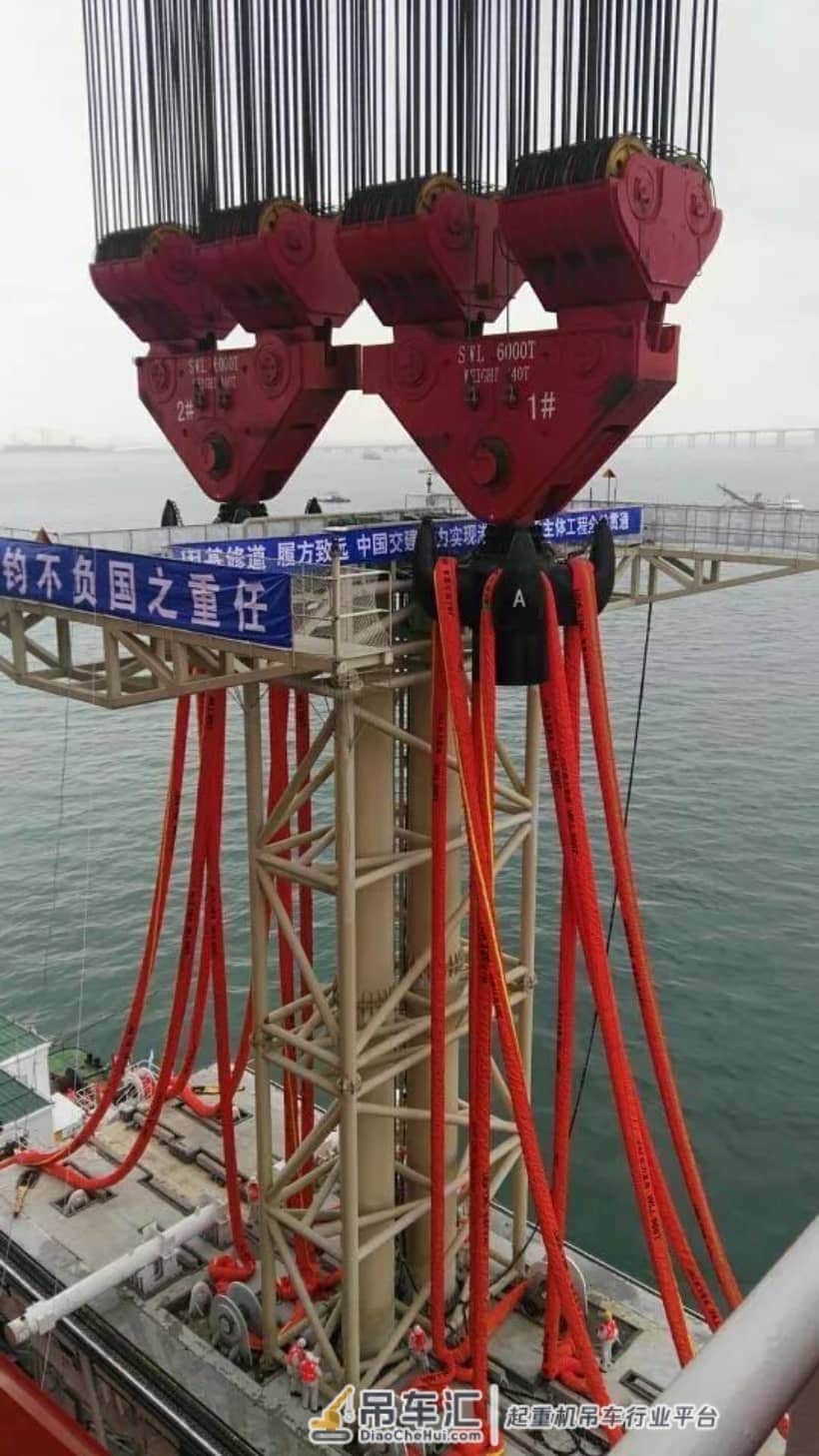 中国制造,12000t世界第一吊助力港珠澳大桥最终接头!