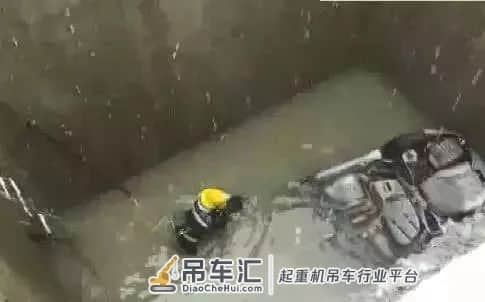一车两命活活冻死,一场让人心痛的吊车救援……