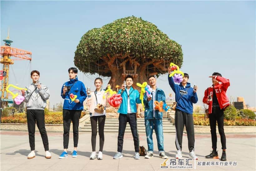 《二十四小时》林允挑战“起重机”崩溃落泪 余文乐胡一天暖心安慰