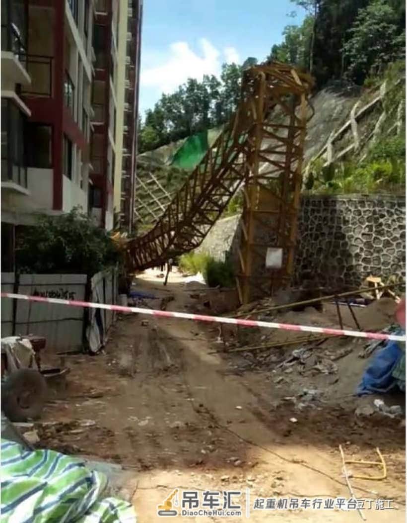 就在昨天!在建工地塔吊倒塌致4死!多车被砸!塔吊拆除如何预防风险?