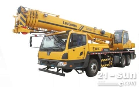 柳工TC250A5起重机—当之无愧的爬坡王！