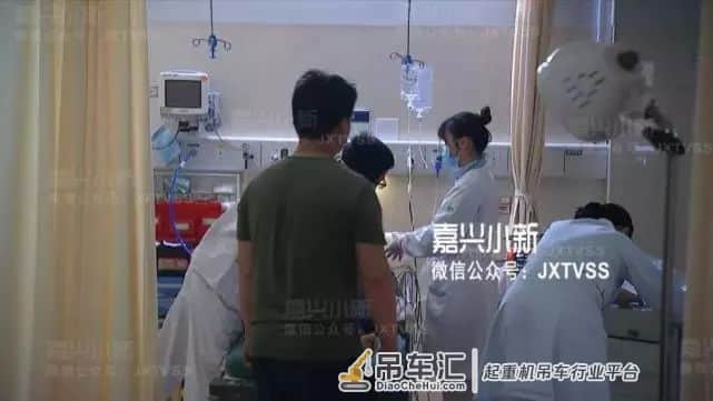 万伏高压线下吊装,绝缘手套也不管用!女子不幸触电...