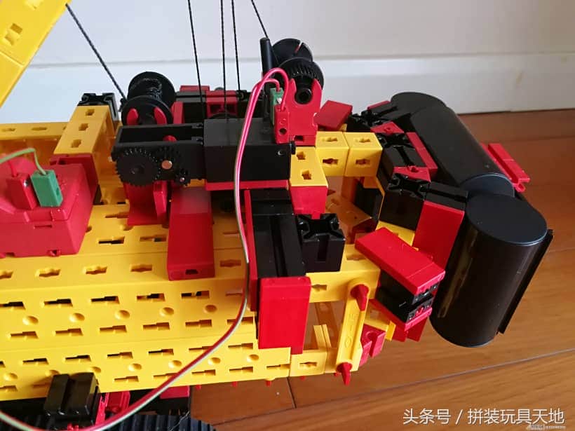 慧鱼fischertechnik超级起重机系列——履带式起重机模型