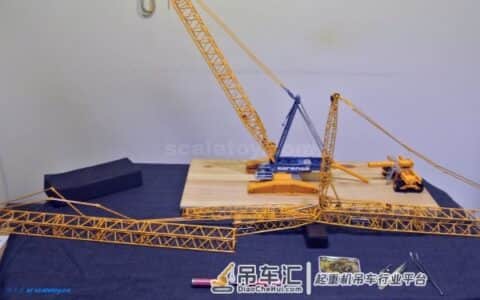 利勃海尔LR1600履带式起重机模型 –（5）吊臂完成