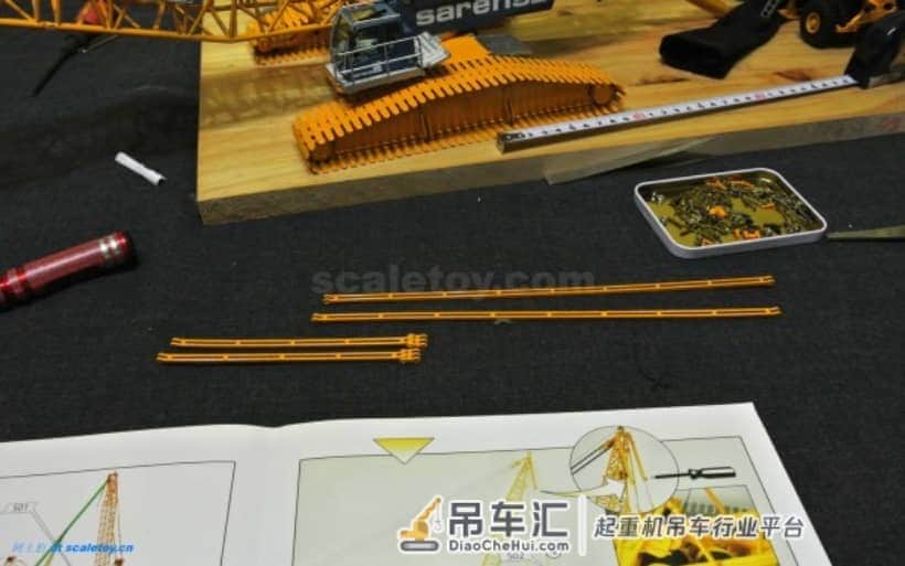 利勃海尔LR1600履带式起重机模型 –(5)吊臂完成