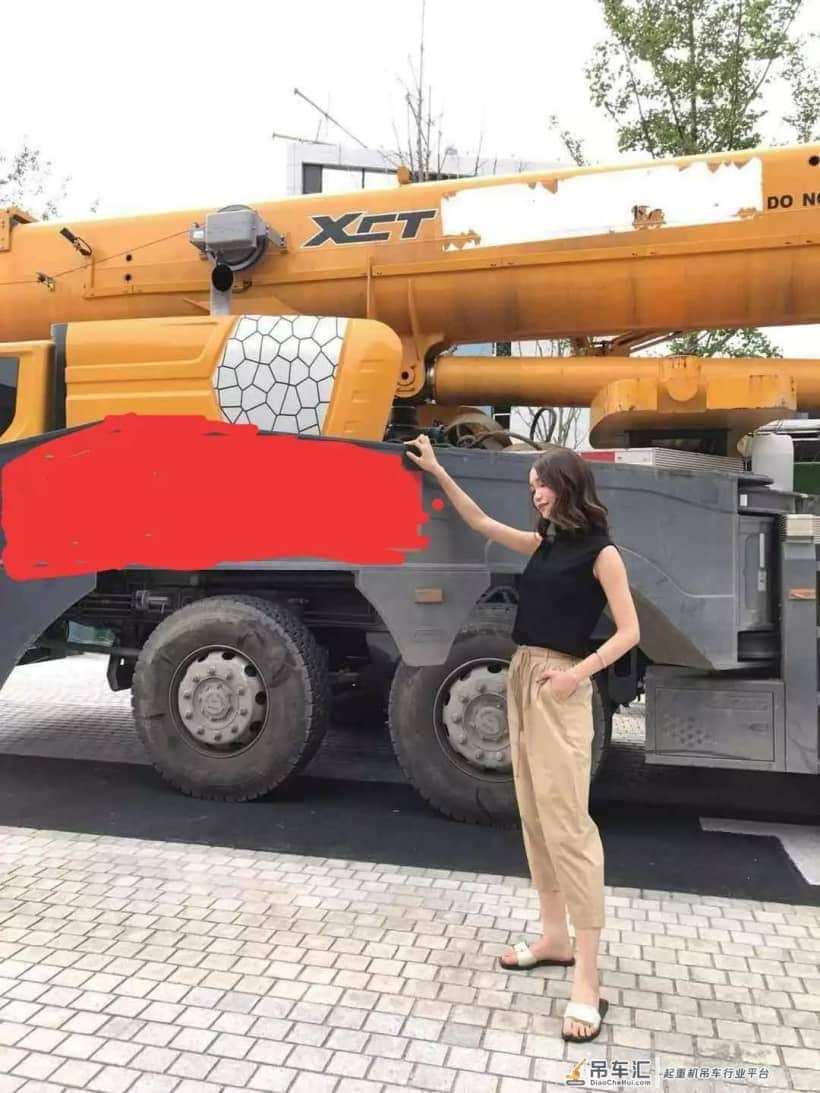 这妹子也太美了吧?又骗我去工地开吊车?