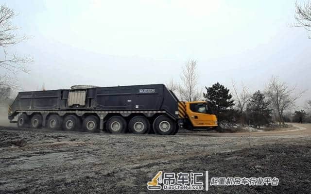 低调的超级巨星—全球最大轮式桁架臂起重机,国产!