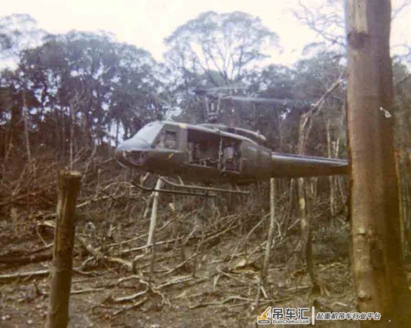 运直升机的直升机——CH-54 Sky crane——空中起重机