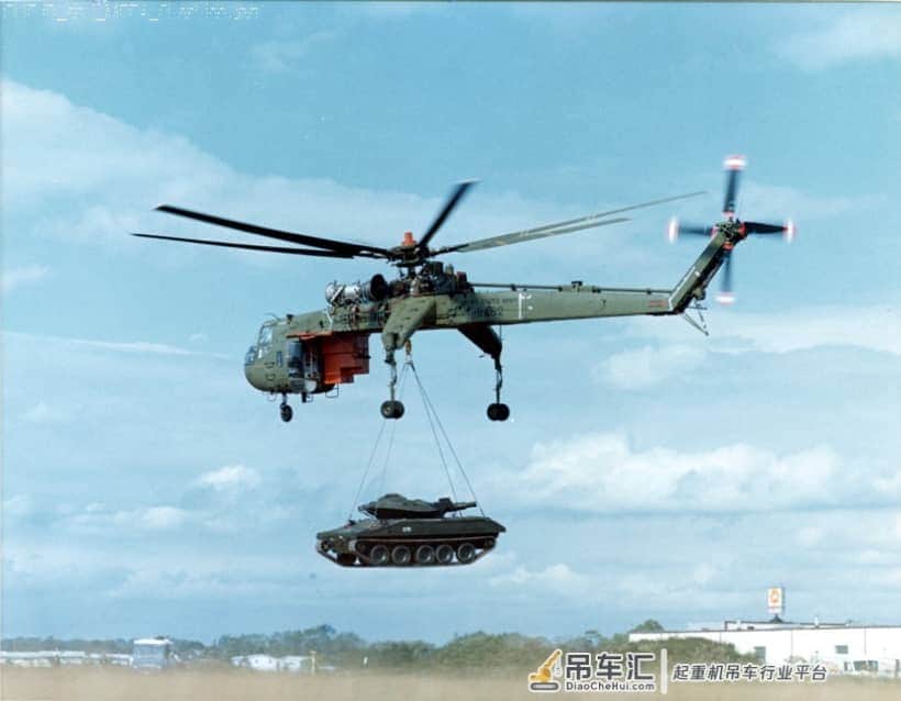 运直升机的直升机——CH-54 Sky crane——空中起重机