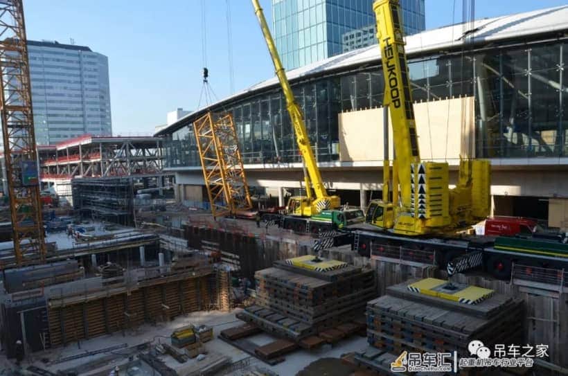 两台两千多万的吊车装塔吊,你见过吗?「大量高清实拍」