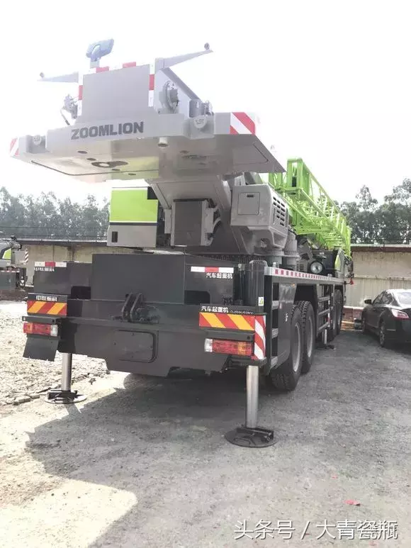 广州第一台中联80v6吊车！真心出色