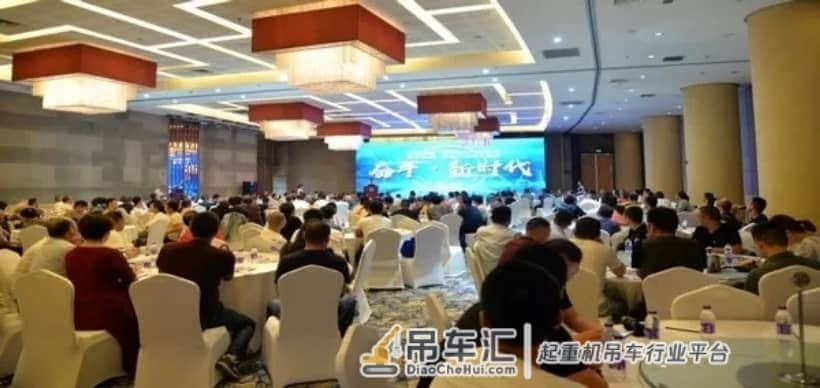 千万大单交付 徐工XCT80L6起重机傲立古都西安