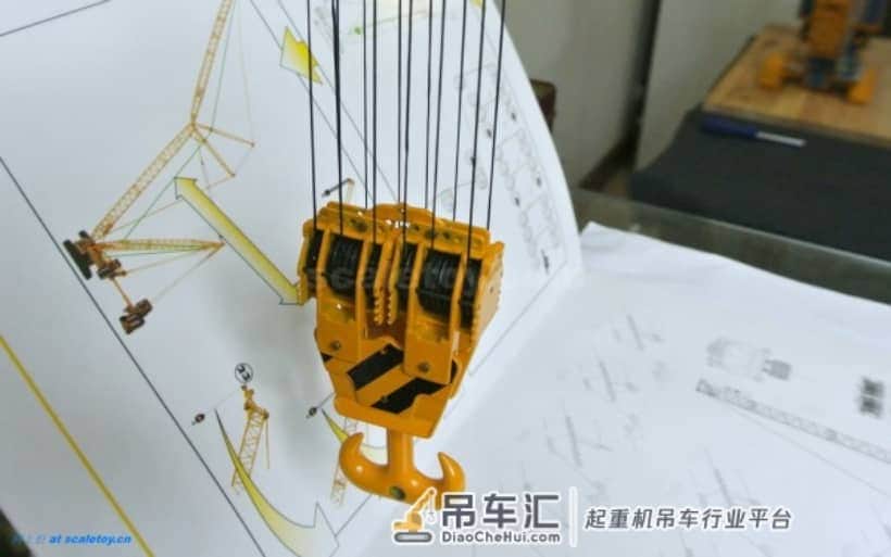 利勃海尔LR1600履带式起重机模型 –(6)吊钩,开工!