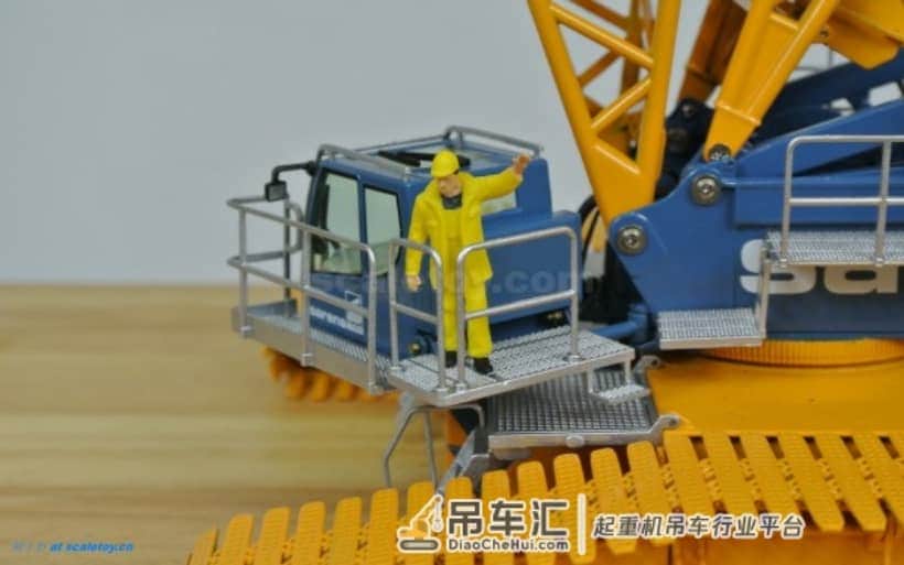 利勃海尔LR1600履带式起重机模型 –(6)吊钩,开工!