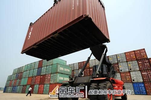 双起升岸边集装箱起重机技术及在自动化码头的应用