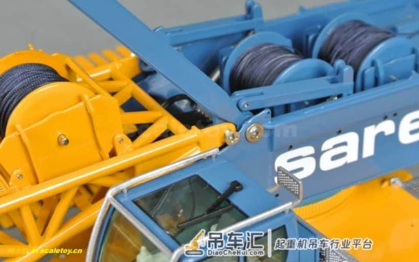 利勃海尔LR1600履带式起重机模型 –(4)吊臂初装