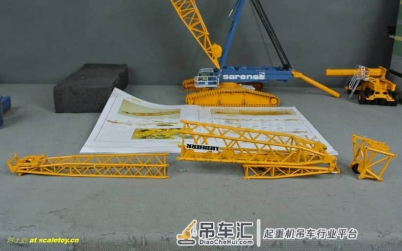 利勃海尔LR1600履带式起重机模型 –(4)吊臂初装