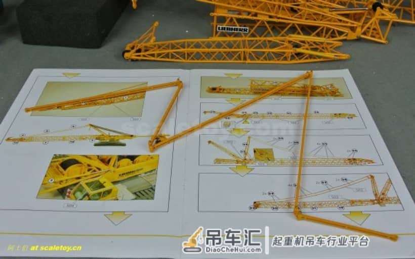 利勃海尔LR1600履带式起重机模型 –(4)吊臂初装