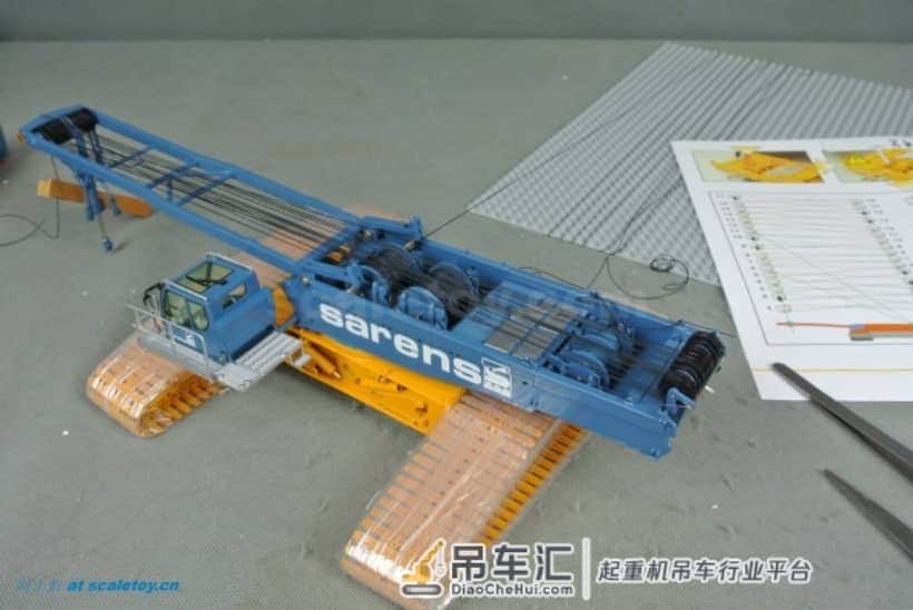 利勃海尔LR1600履带式起重机模型 –(2)主车穿线
