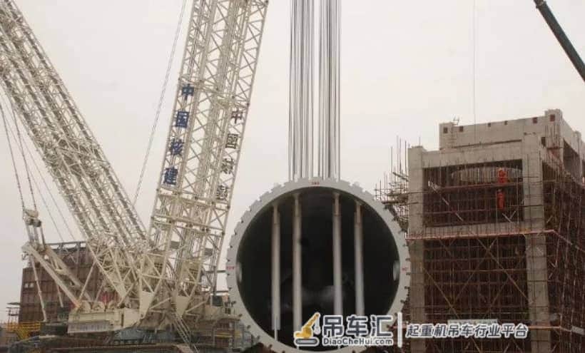 1800吨装置如何扶正?恒力德马格3200t吊装步骤详解!