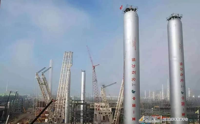 1800吨装置如何扶正?恒力德马格3200t吊装步骤详解!