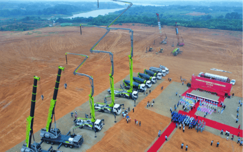 关注丨中联重科智能制造工业园项目奠基 建成后年产值超50亿！