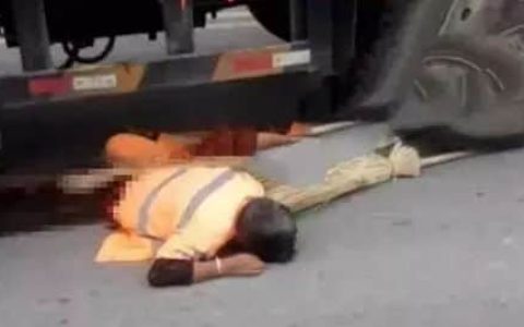 榆林一环卫工被吊车撞上并碾压身亡!