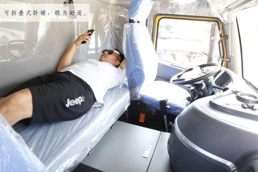 四千字详尽测评:STC550T升级版到底强在哪,为何比70t吊车还牛?