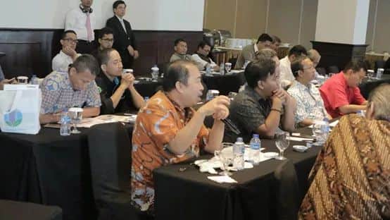 「动态」南方路机印尼产品推介会圆满结束;国机重工履带吊发运伊拉克