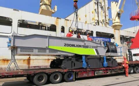 给力！ZCC5000发往千岛之国 成中国出口印尼最大吨位履带起重机