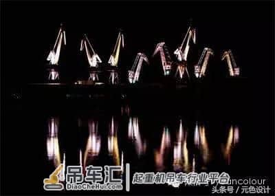 「建筑色彩」古老船厂的多彩起重机