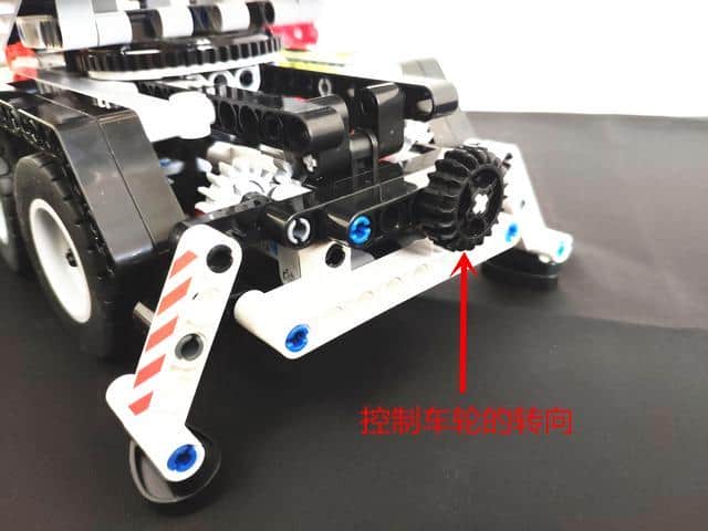 米兔积木工程吊车,用双手拼搭出不一样的成就感