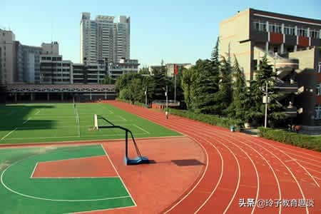 四川最牛的“中学”,即使你是班上“吊车尾”也能进985重点高校