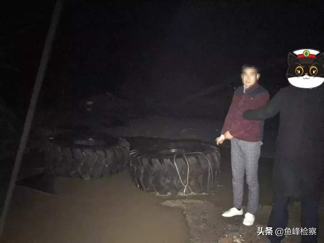 毒品·盗贼·轮胎:两“瘾君子”开着吊车“筹”毒资!